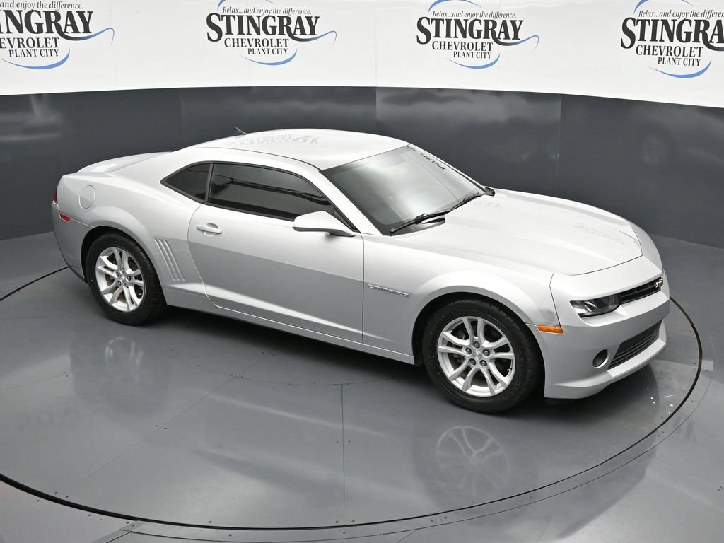Used 2015 SILVER ICE METALLIC Chevrolet LT image 18