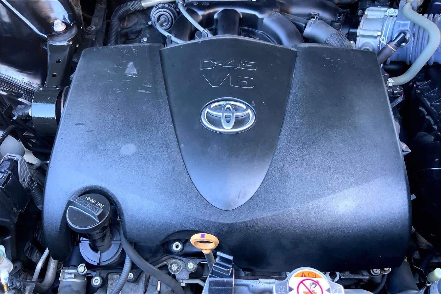 Used 2019 Midnight Black Metallic Toyota Limited Platinum image 32