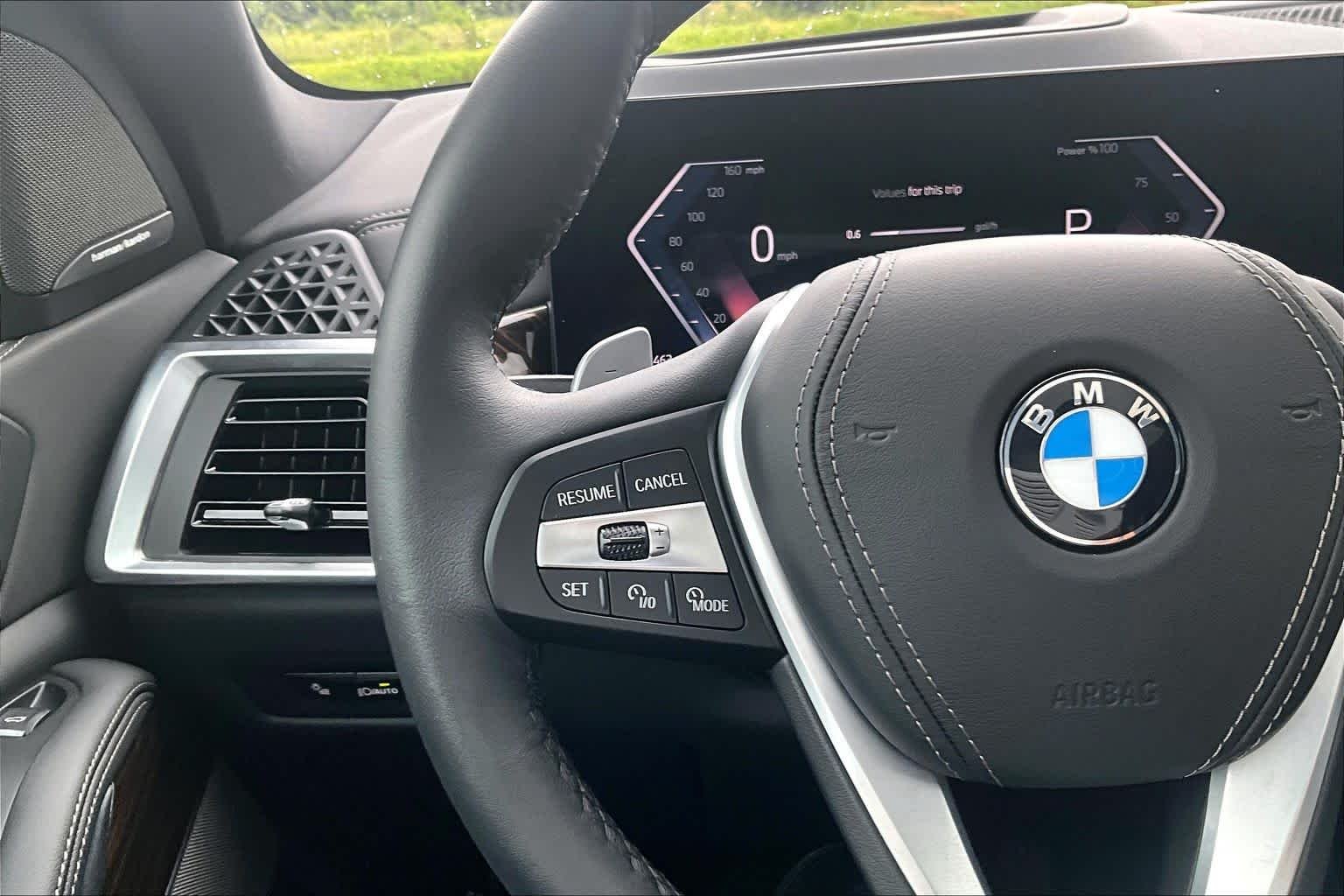 Used 2026 Black Sapphire Metallic BMW sDrive40i image 19