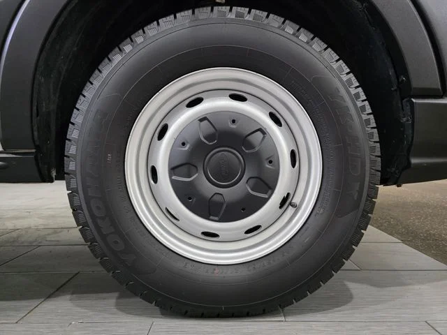Used 2024 White Ford Base image 24