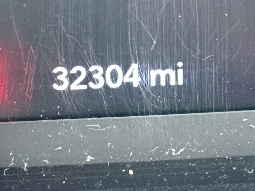 Used 2023 White Jeep Sport image 35