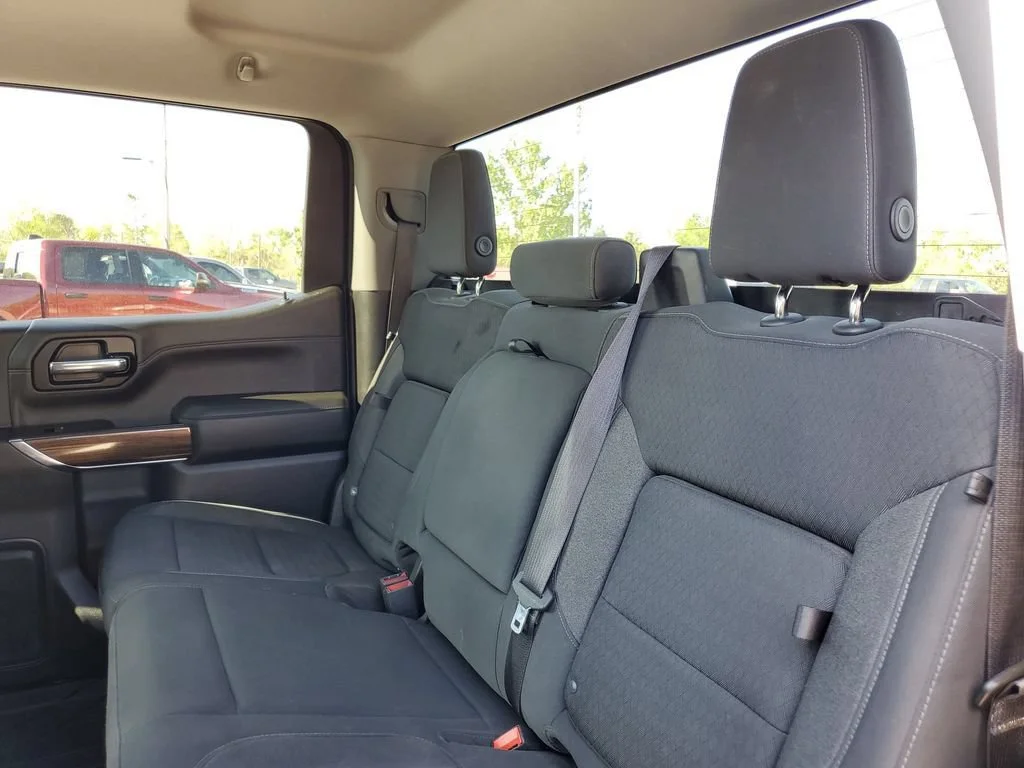 Used 2019 SHADOW GRAY METALLIC Chevrolet RST image 32