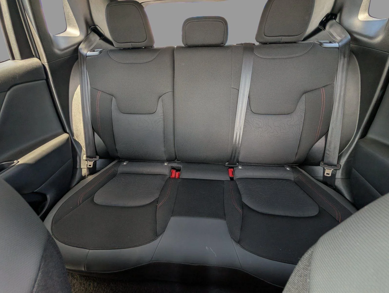 Used 2023 Alpine White Clearcoat Jeep Trailhawk image 13