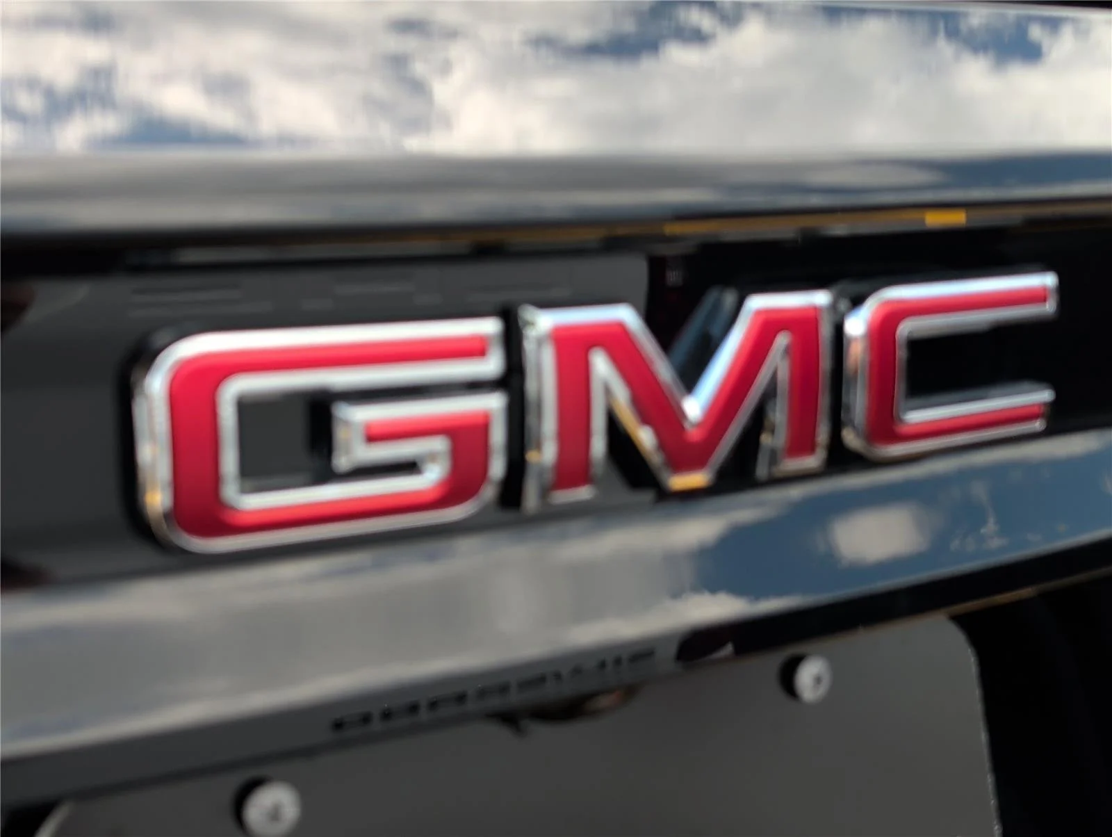 New 2026 Ebony Twilight Metallic GMC Elevation image 28