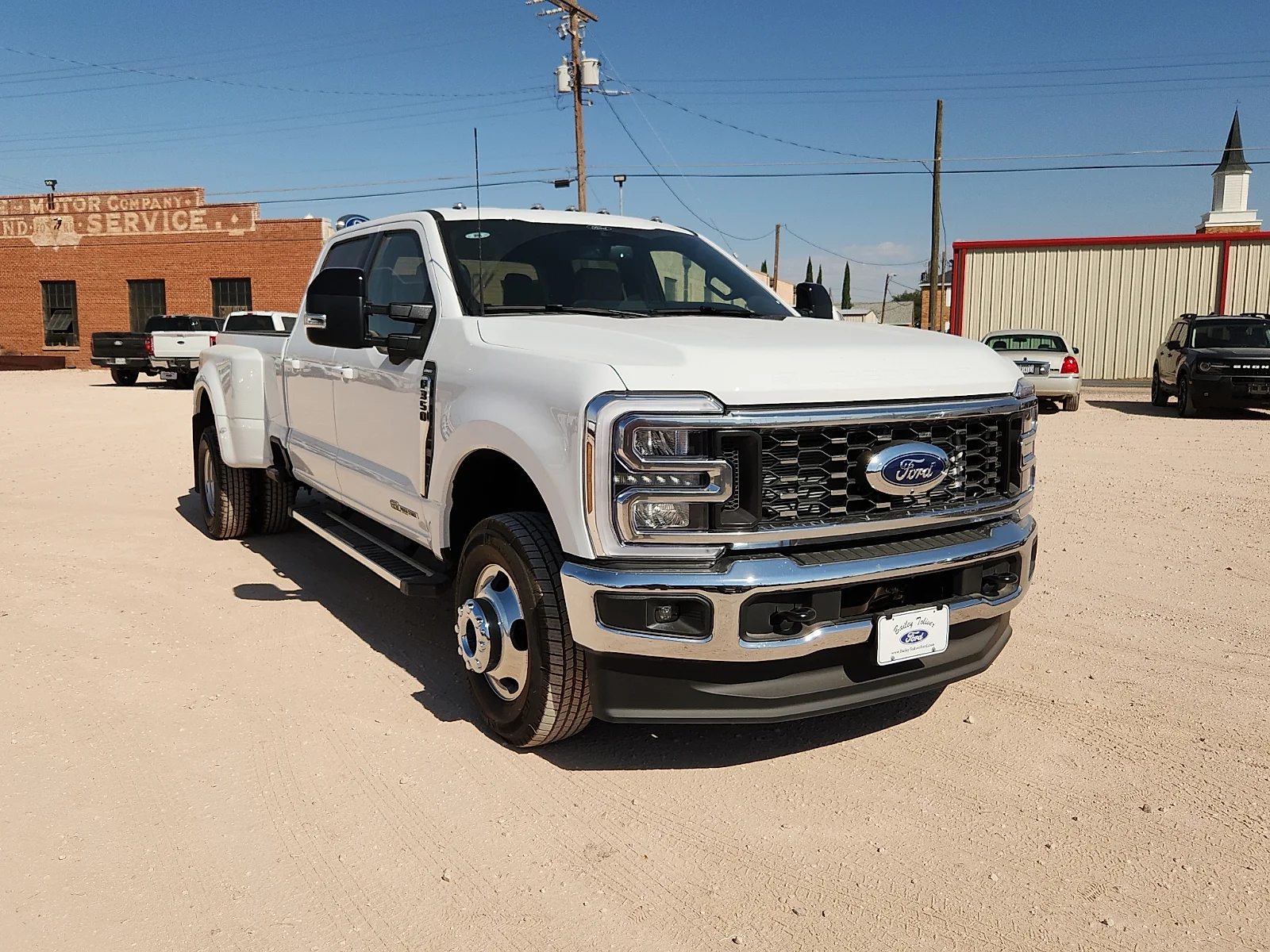 New 2026 Oxford White Ford Lariat image 1