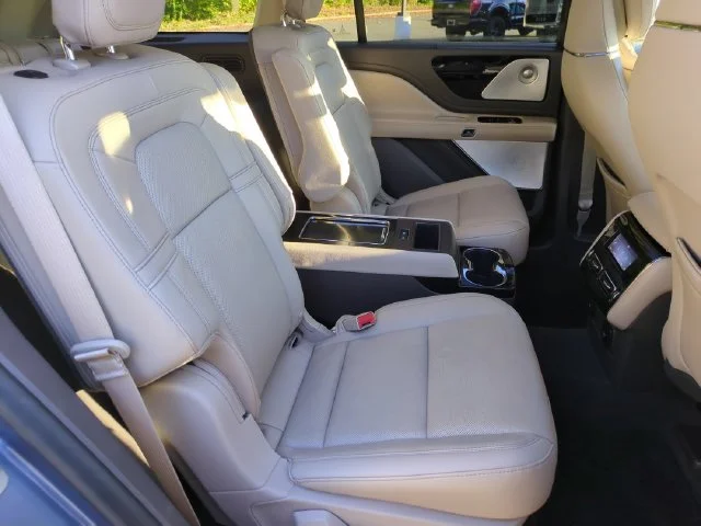Used 2021 Blue Lincoln Reserve image 34