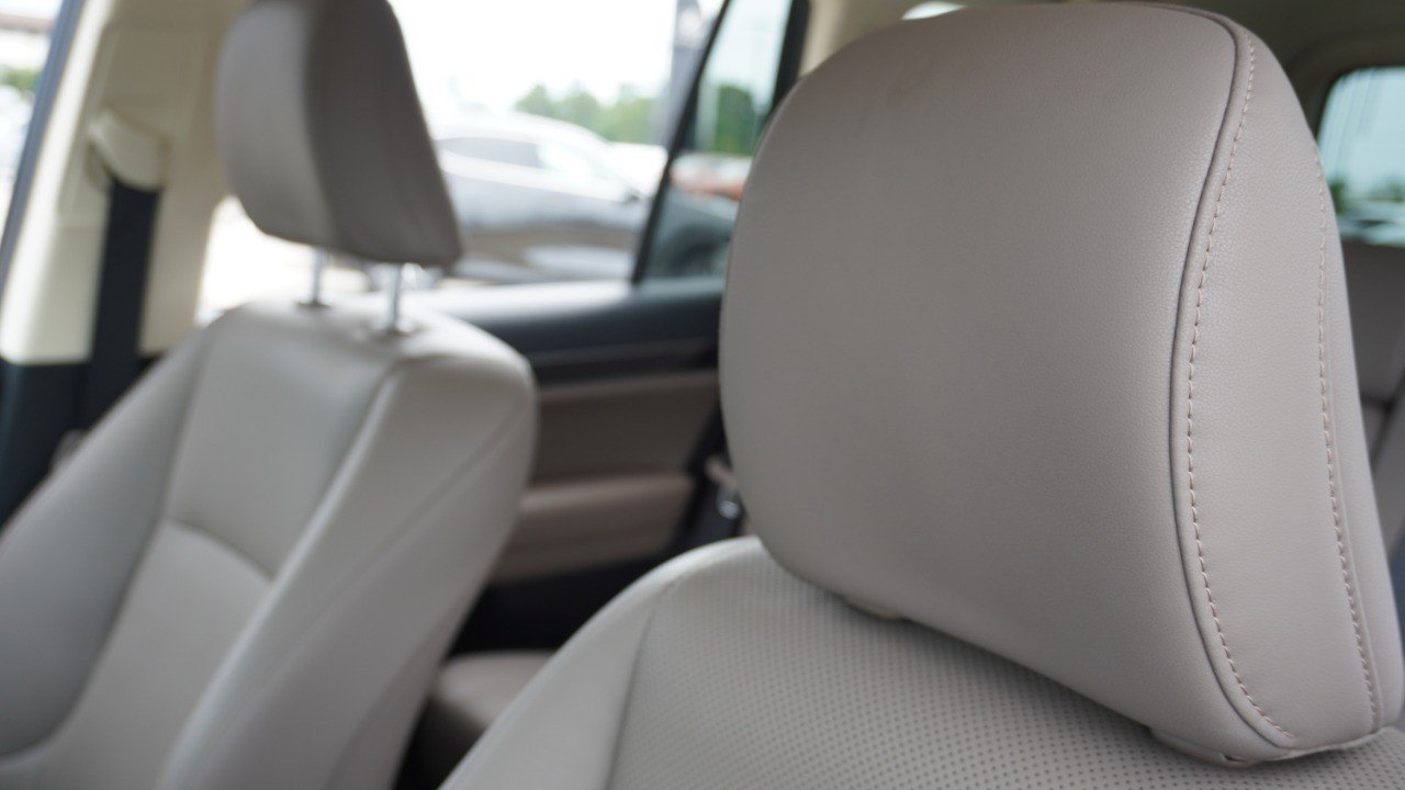 Certified Used 2023 EMINENT WHITE PEARL Lexus GX 460 Premium image 26