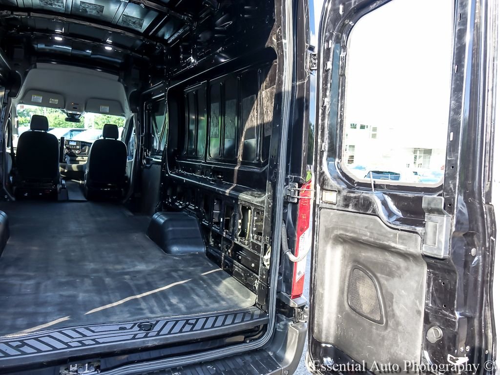 Used 2023 Black Metallic Ford Base image 19