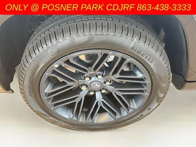 New 2026 Silver-Zynith Exterior Paint Jeep  image 34
