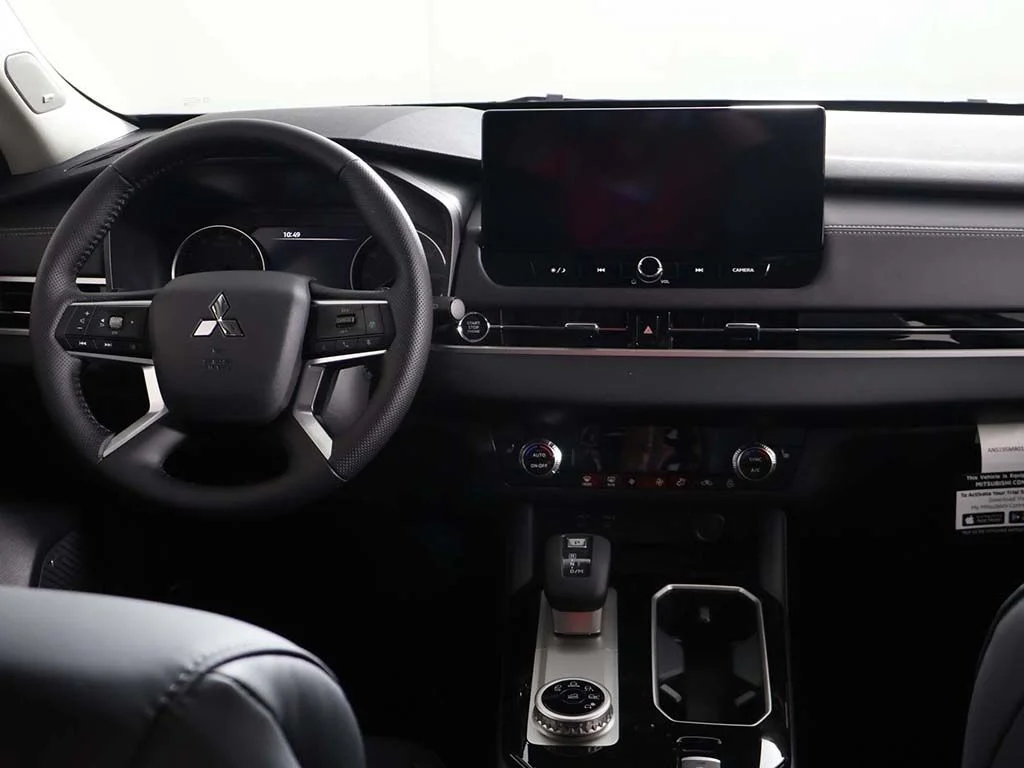 New 2026 Gray Mitsubishi SE 1.5T 2WD image 35