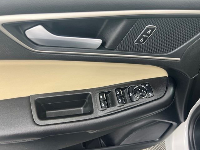 Used 2024 Oxford White Ford SEL image 13
