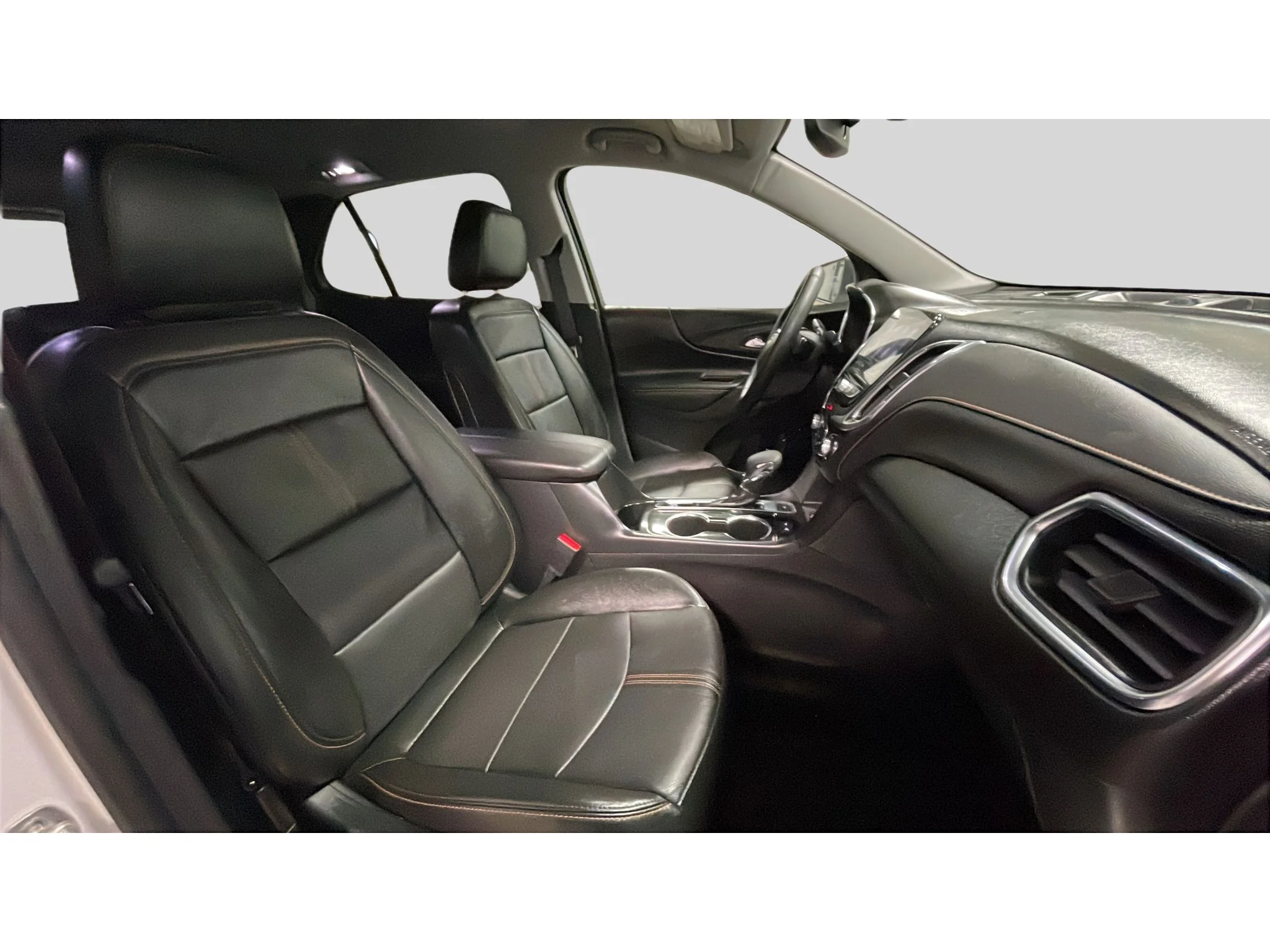 Used 2024 Summit White Chevrolet Premier image 16