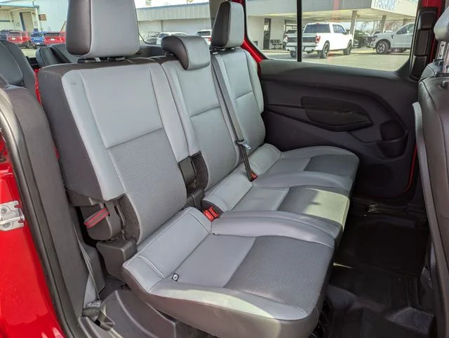 Used 2016 Red Ford XL image 30