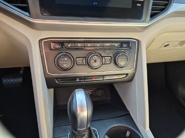 Used 2019  Volkswagen 3.6L V6 SE image 21