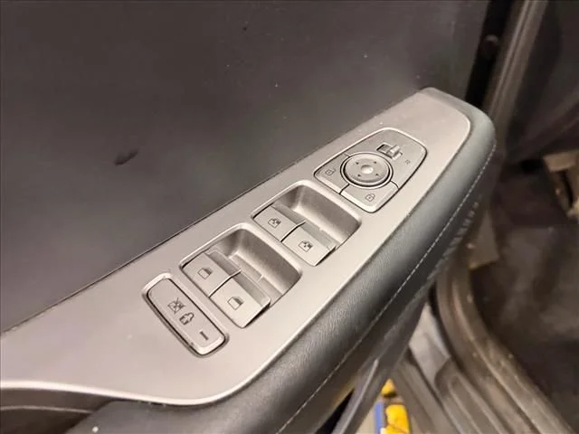 Used 2020 Gray Hyundai SEL image 14