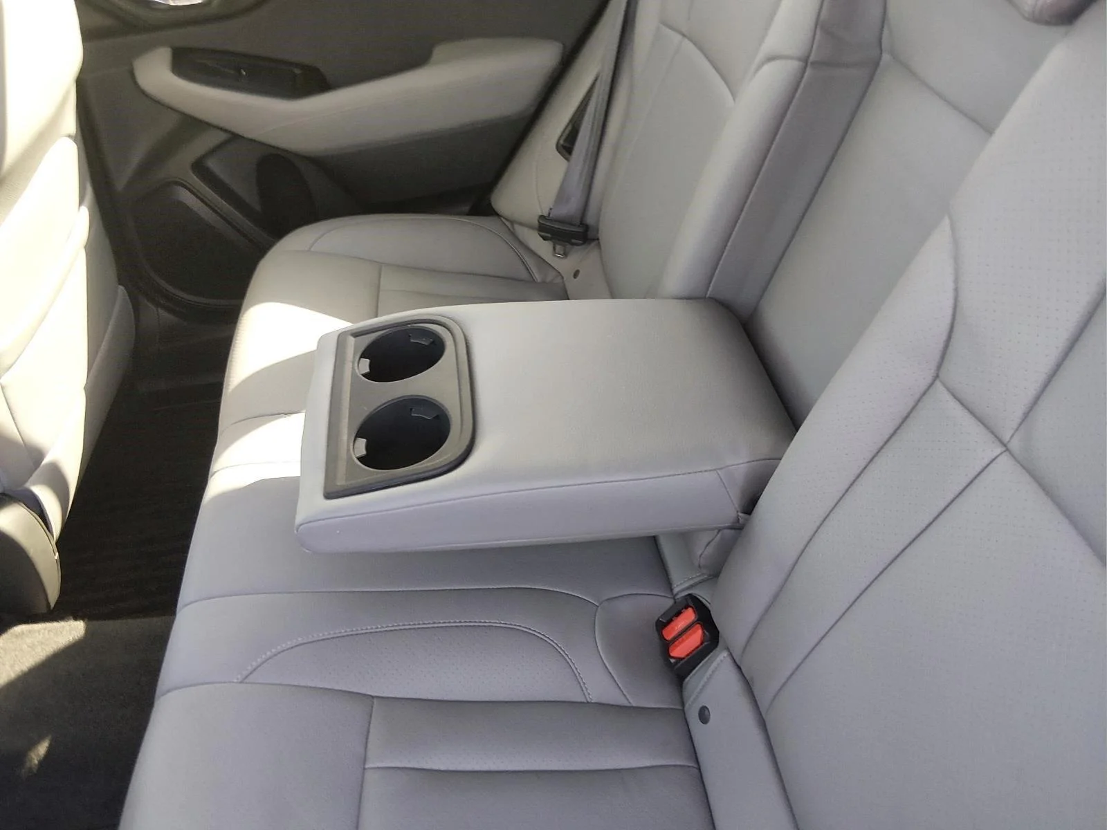 Used 2021 Ice Silver Metallic Subaru Premium image 20