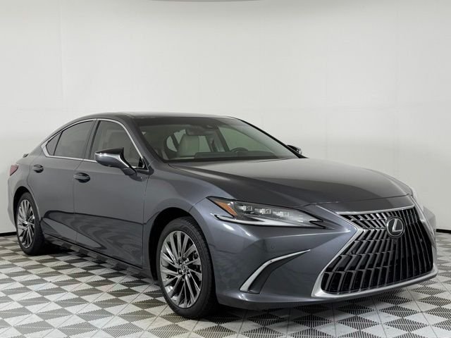 2024 Lexus ES 300h 300h Ultra Luxury's photo