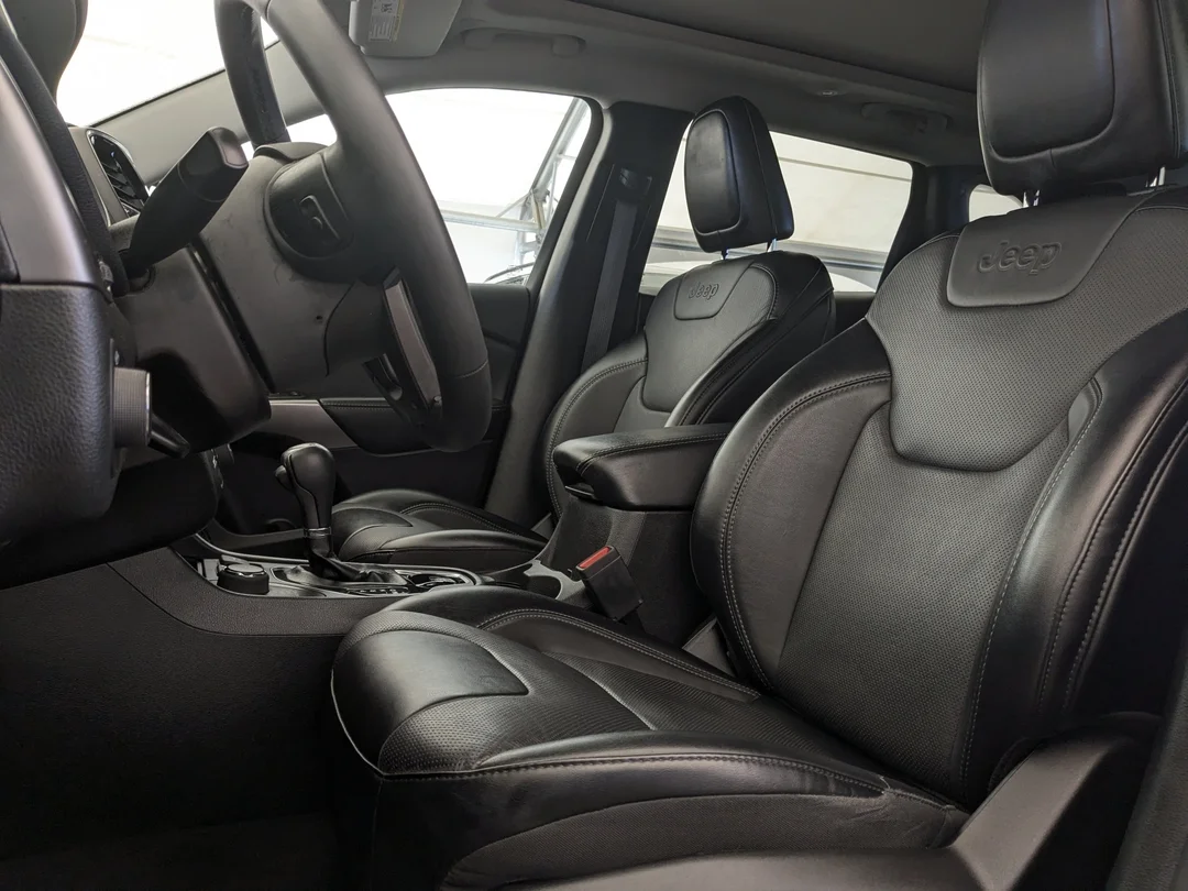 Certified Used 2022 Blue Jeep Limited - - 4x4 - Elite - Sun & Sound - Trailer Tow - Nappa Leather & More! image 14