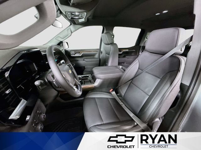New 2026 Sterling Gray Metallic Chevrolet LT image 21