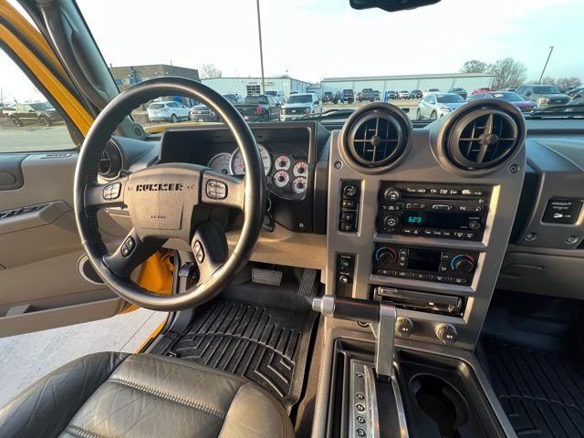 Used 2003 Yellow Hummer Base image 31