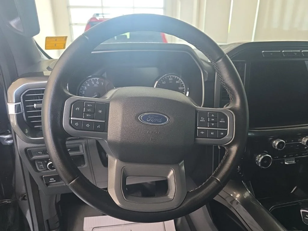 Used 2023 Gray Metallic Ford XLT image 16