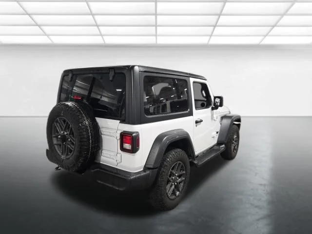 Used 2024 White Jeep Sport S image 5