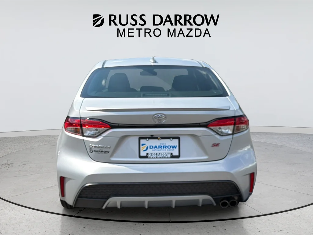 Used 2020 Silver Toyota SE image 4