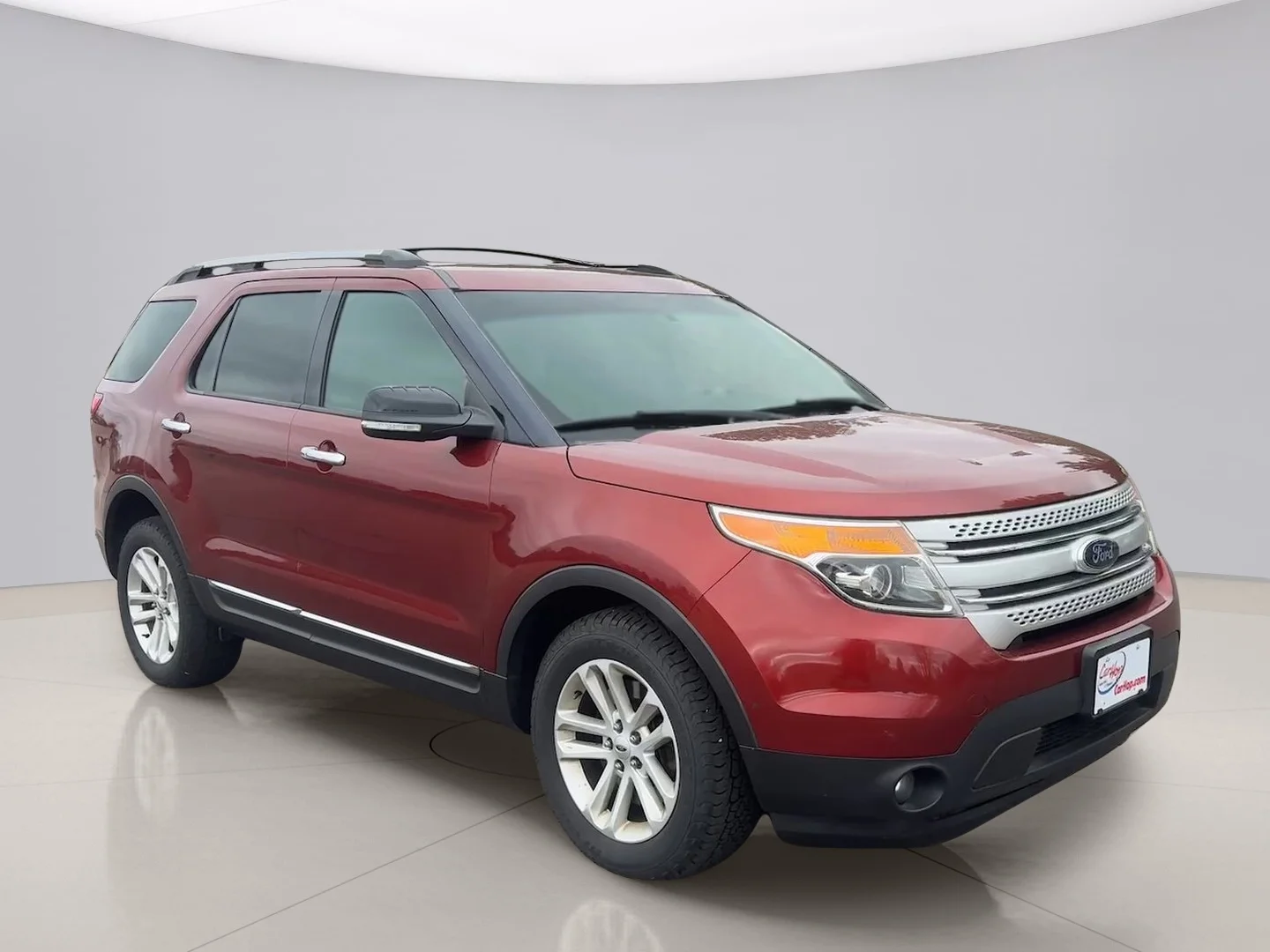 Used 2014 Red Ford XLT 4WD image 7