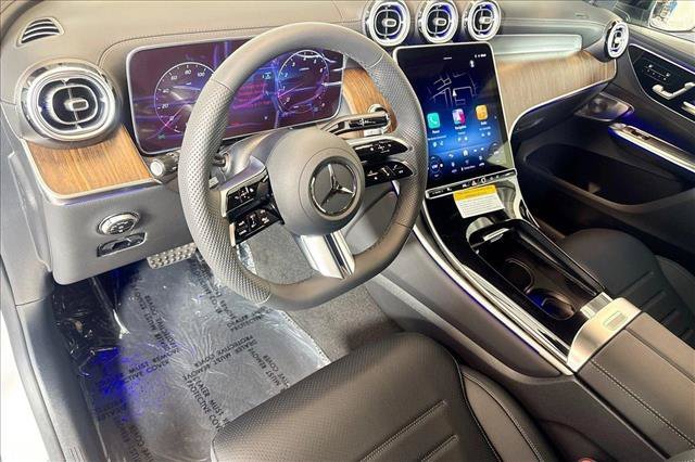 New 2026 Polar White Mercedes-Benz GLC 300 image 39