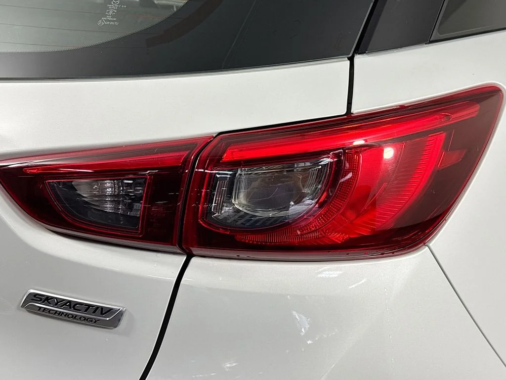 Used 2016 White Mazda Grand Touring image 33