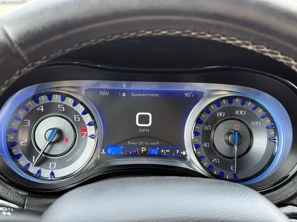 Used 2019 Gray Chrysler S image 33
