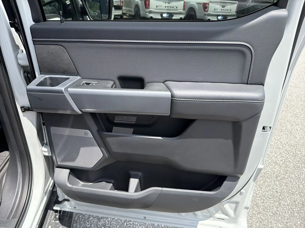 New 2026 White Ford XLT image 18