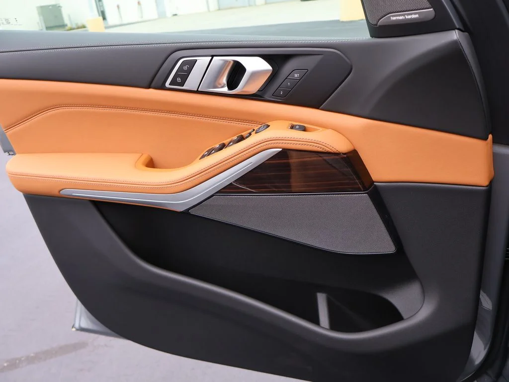 New 2026 Gray BMW xDrive40i image 38
