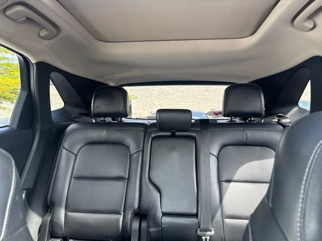 Used 2020 Blue Ford SE Sport Hybrid image 7