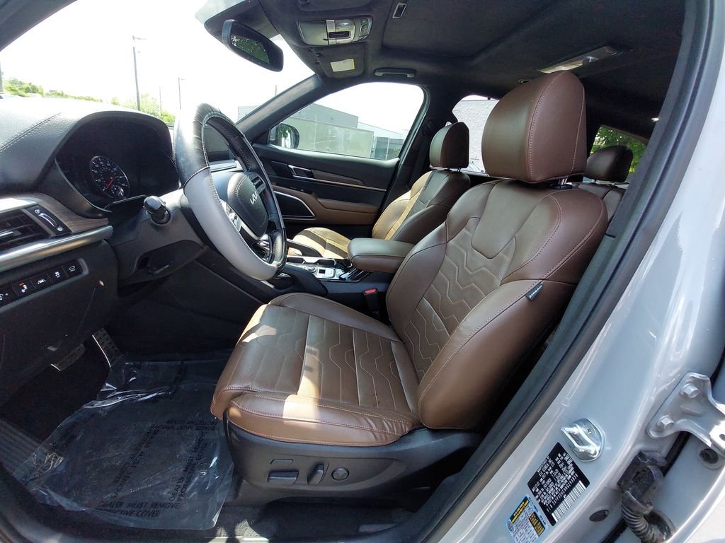 Used 2022 Gray Kia SX image 15