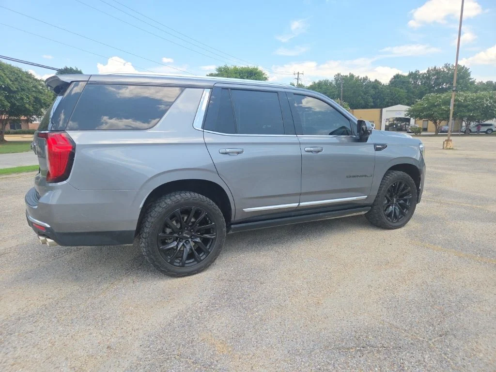 Used 2021 Gray GMC Denali image 16