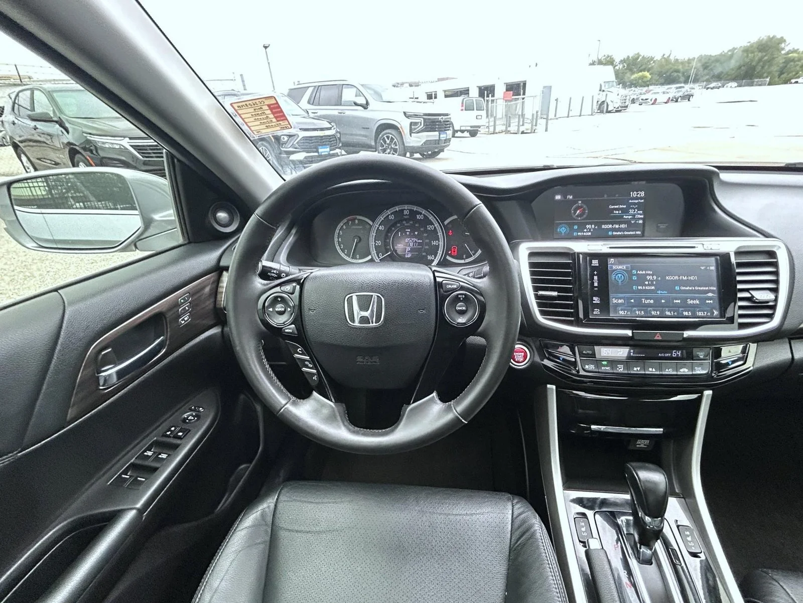 Used 2016 Silver Honda EX-L image 13