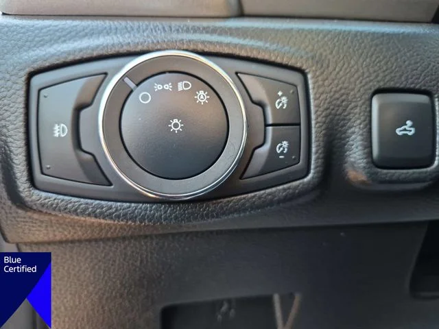 Used 2020 Red Ford XLT image 17