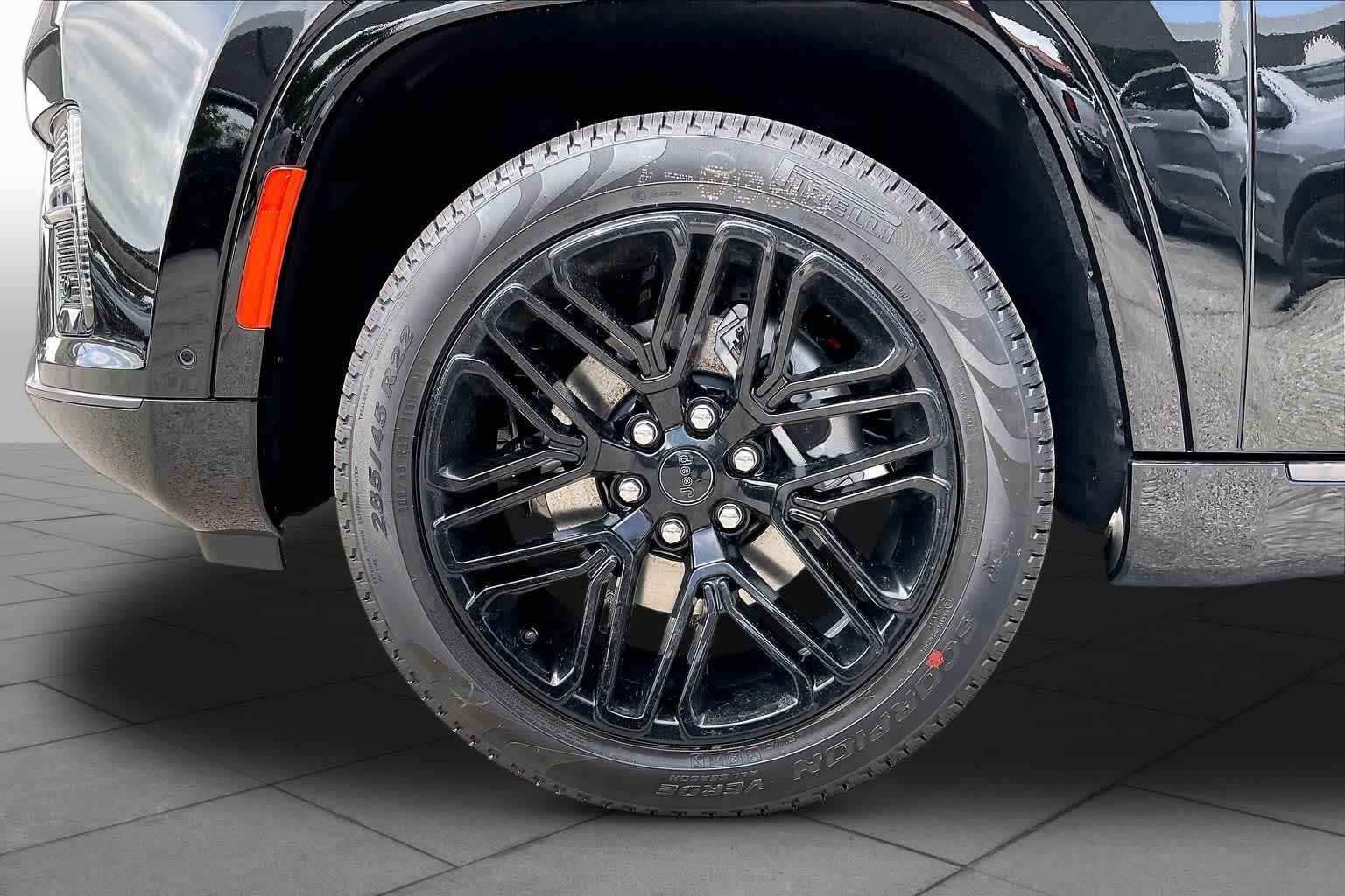 New 2026 High Gloss Black Jeep Limited Reserve image 8
