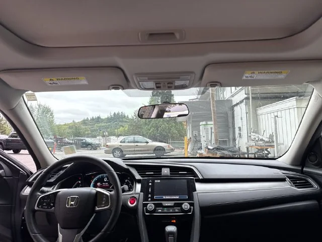 Used 2018  Honda EX image 11