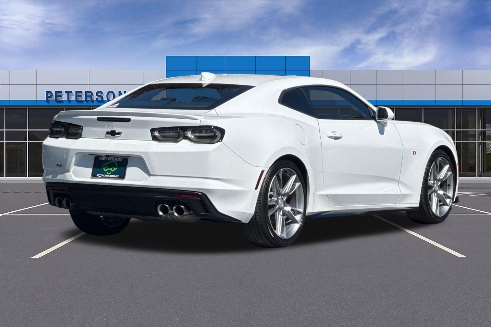 Used 2023 White Chevrolet 1LT image 4