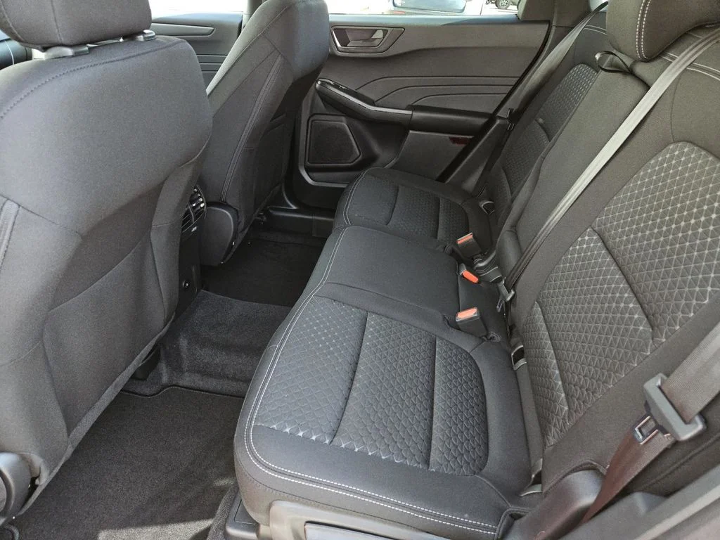 New 2026 Rapid Red Metallic Tinted Clearcoat Ford Active® image 28