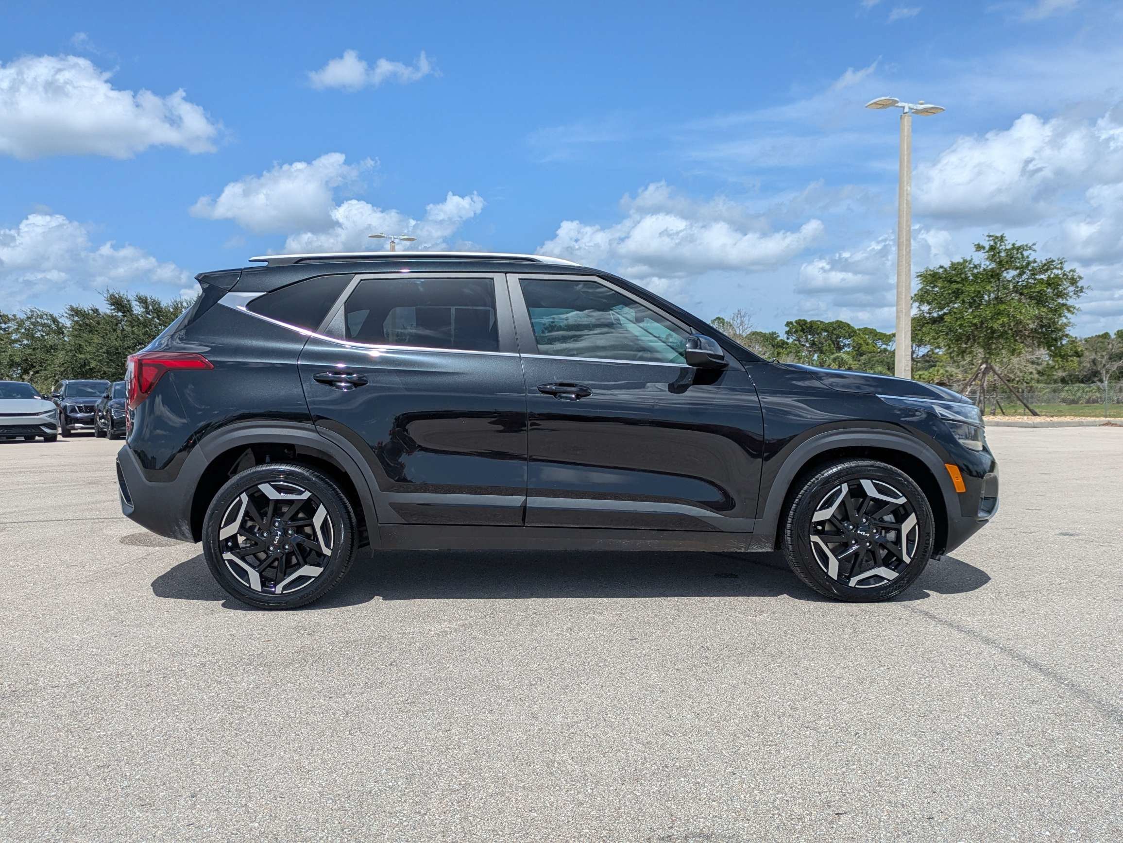 Certified Used 2024 Fusion Black Kia SX image 4