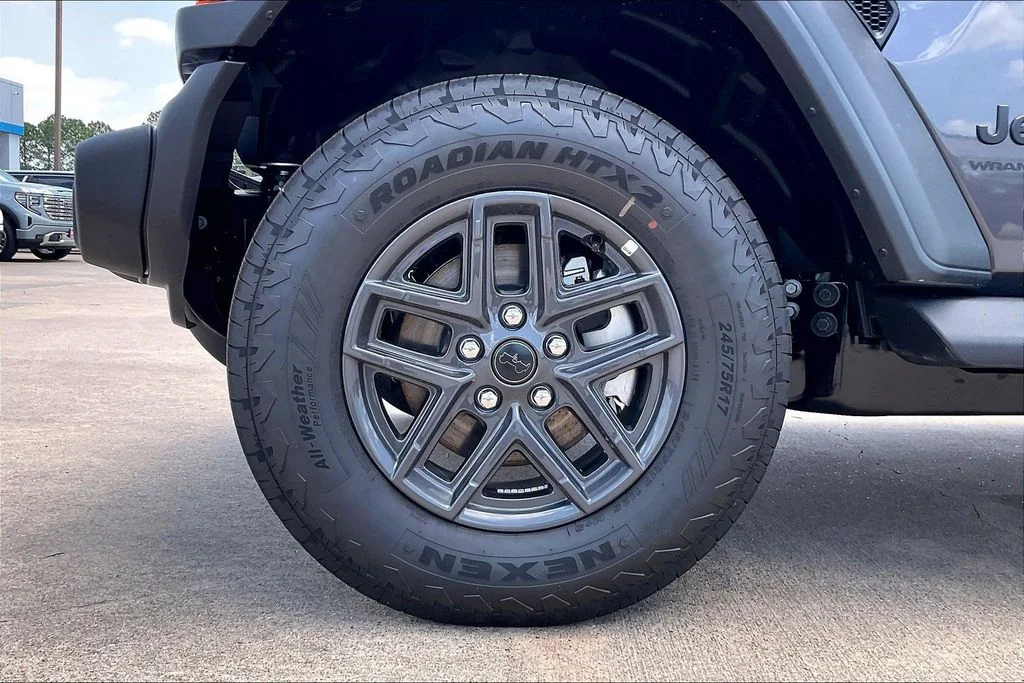 New 2026 Jeep Wrangler Sport 4D Sport Utility
