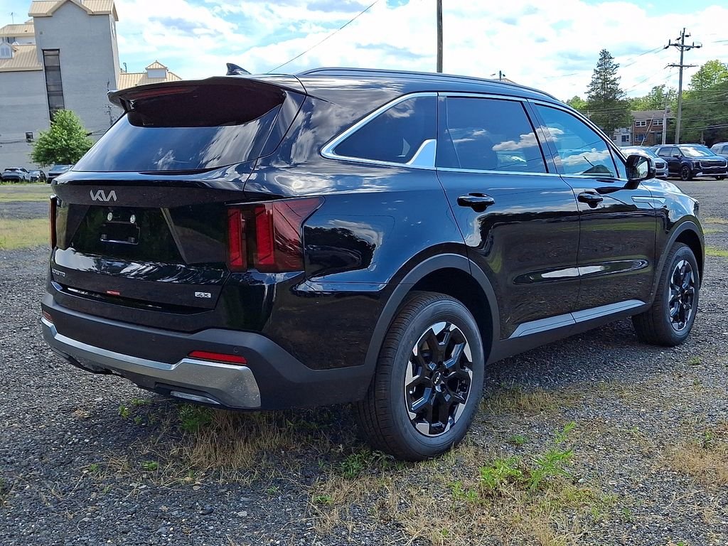 New 2026 Ebony Black Kia S image 4