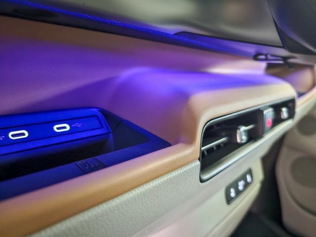 2025 Volkswagen ID. Buzz 1st Edition - Photo 18