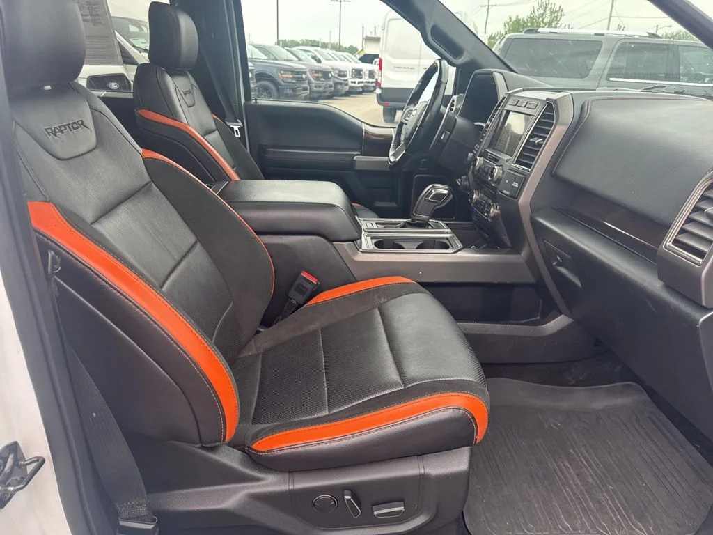 Used 2018 White Ford Raptor image 38