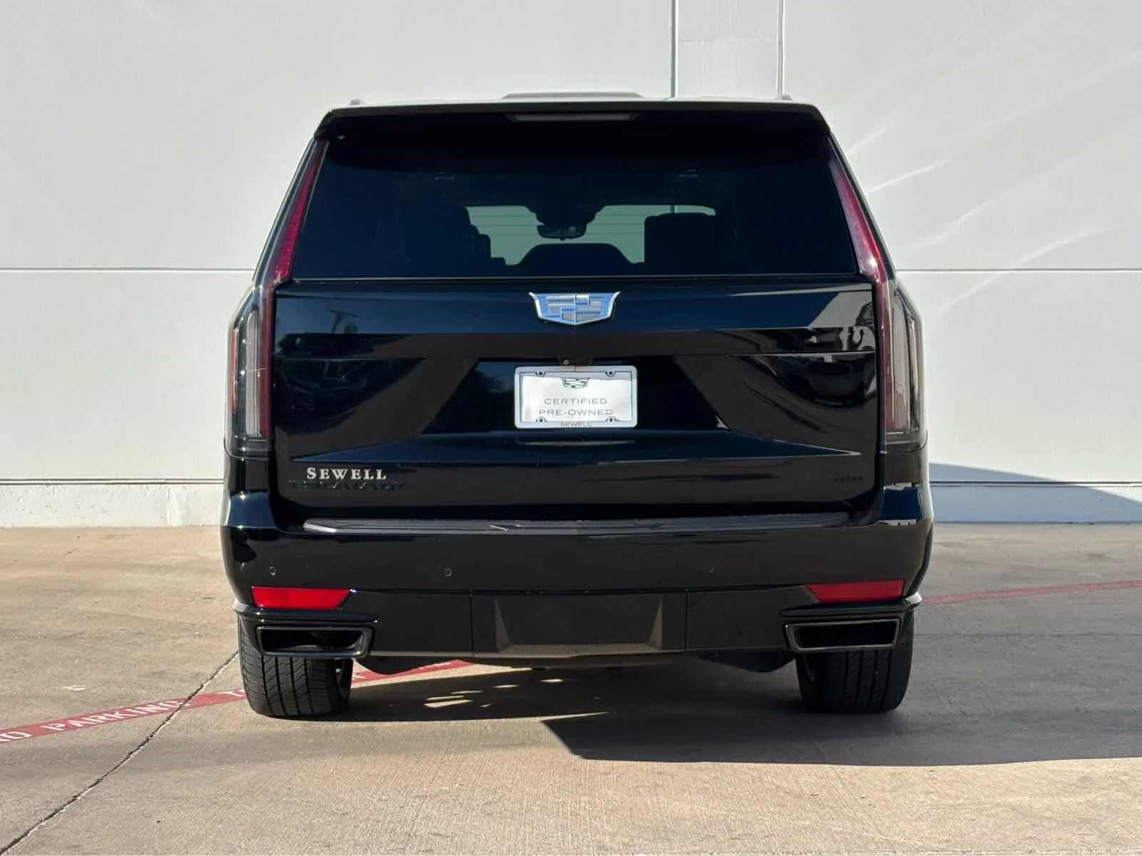Certified Used 2024 Black Raven Cadillac Sport Platinum image 5