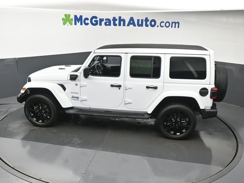 Used 2022 White Jeep Unlimited Sahara 4xe image 22