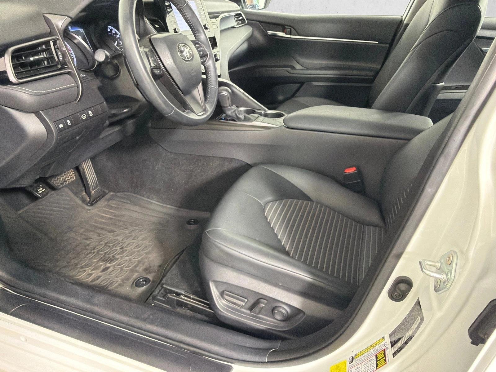 Certified Used 2023 Ice Cap Toyota SE image 9